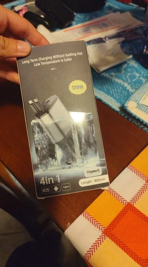 Foto real de un comprador